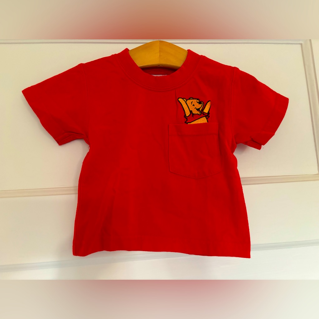 Vintage Disney Store Winnie The Pocket Tshirt